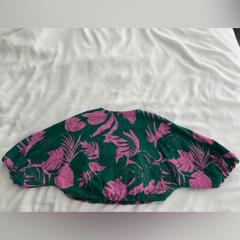 Maison d’Amelie linen blend green and pink midi skirt and cropped top set - Picture 5 of 10